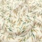 Preview: Weicher Ribjersey in Ecru mit Blätterprint gemustert