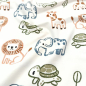 Preview: Weicher kuscheliger French Terry in Offwhite mit vielen Safaritieren gemustert