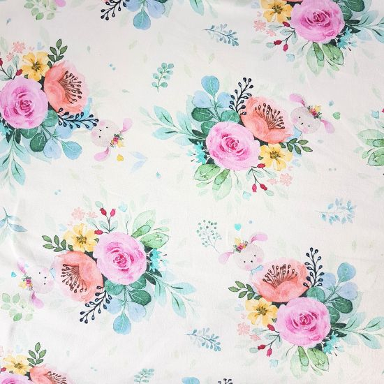 Preview: Weicher French Terry in offwhite mit Blumen und Häschen in Aquarelloptik gemustert