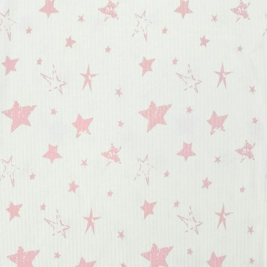 Preview: Kuschelweicher Ribjersey aus reiner Baumwolle mit Sternen in rosa gemustert.