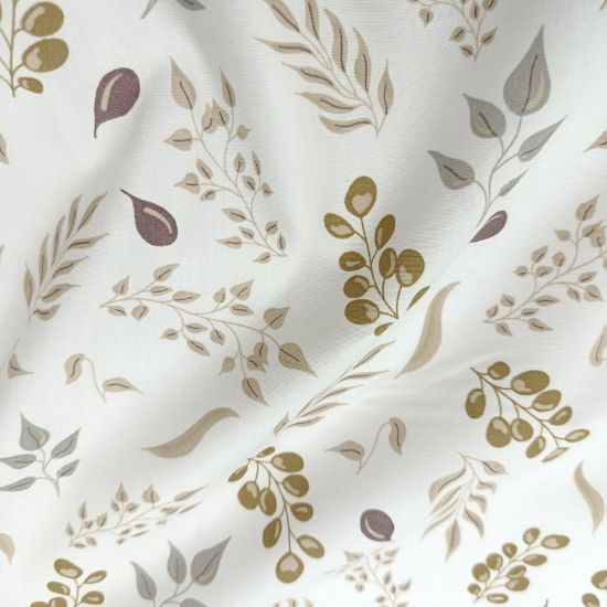 Leicht fallender Baumwollstoff in offwhite mit verschiedenen Blättern gemustert