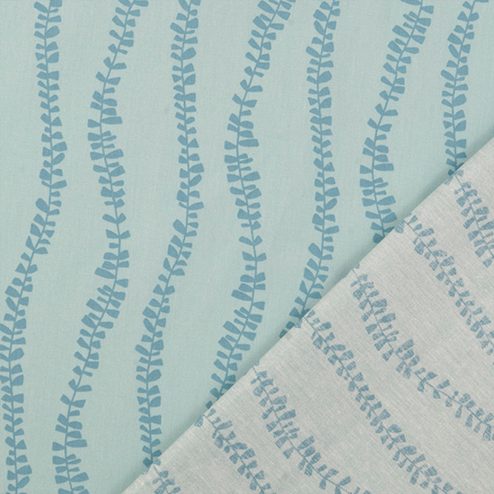 Preview: Beschichteter Baumwollstoff in Tuerkis mit Ranken gemustert, ideal als Tischdecke fuer Balkon und Garten, fuer Taschen, Rucksaecke und Windjacken