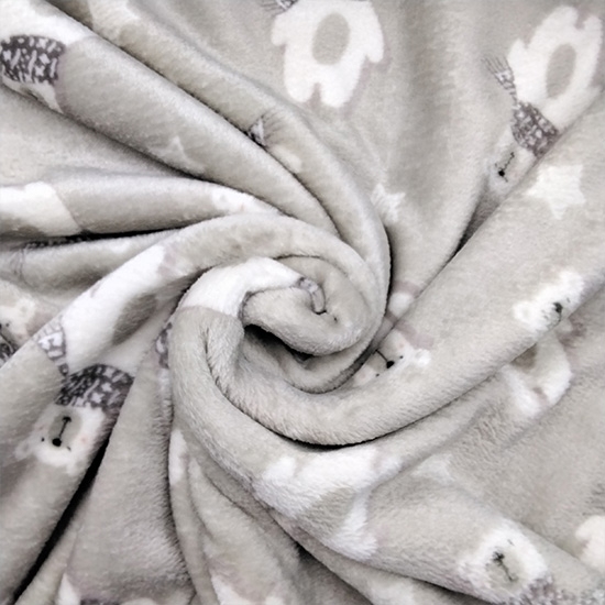 Wellnessfleece mit niedlichen Baerchen in Beigetoenen gemustertaerchen gmustertBluemchen und Herzchen gemustert