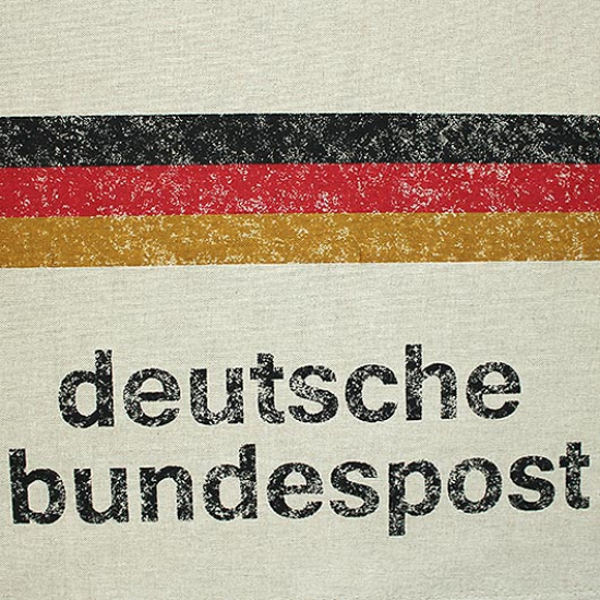 Dekostoff aus Baumwollgemisch in beige mit einem Schriftzug der deutschen Bundespost.