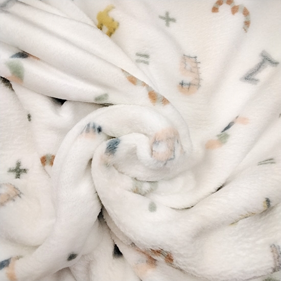 Wellnessfleece mit bunten zahlen gemustert, ideal für kuschelige Decken und Kissen fuer Kinder und Babys