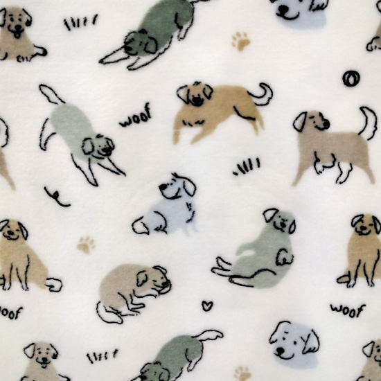 Wellnessfleece mit buntem Weltraummuster mit Raketen