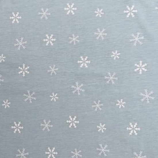 Weich fallender Jersey in hellem jeansblau mit Schneesternen gemustert