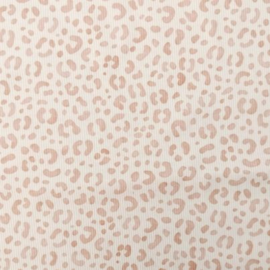 Superweicher Ribjersey aus Eigenproduktion in ecru mit Mini Leoprint in Blush