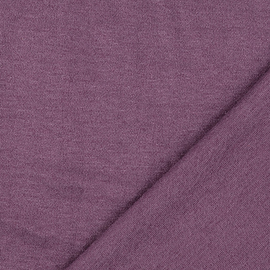 Weicher Strickstoff in Brombeer/Melange. Ideal für kuschelige Pullover, Cardigans, Strickkleider, Muetzen oder auch Decken.