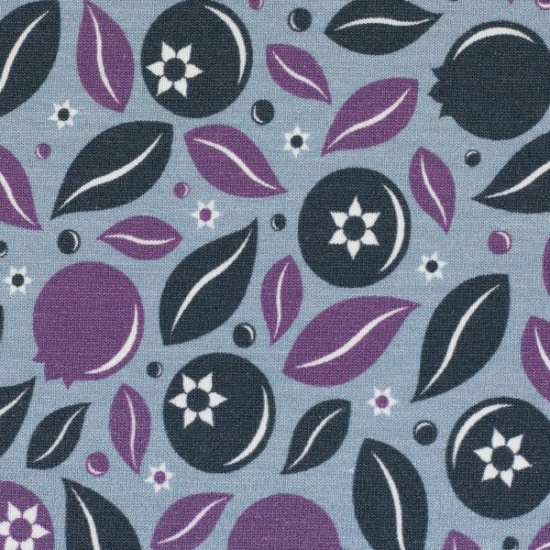 Baumwolljersey von Swafing in jeansblau gemustert mit Beeren- und Blattmotiven designed by Lycklig Design